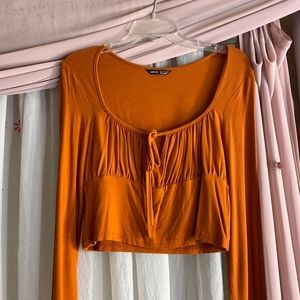 Long sleeve crop top